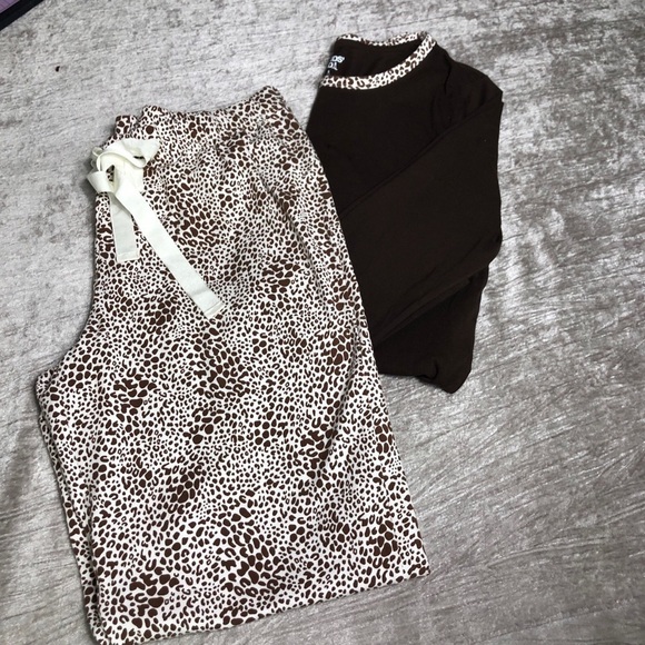 Lands End 2 piece lounge pajama set size small 6/8 brown leopard - Picture 2 of 11